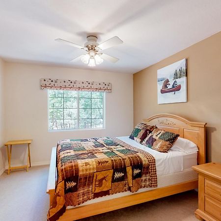 Tranquil Pines Retreat Villa ไพน์ท็อป-เลคไซด์ ภายนอก รูปภาพ